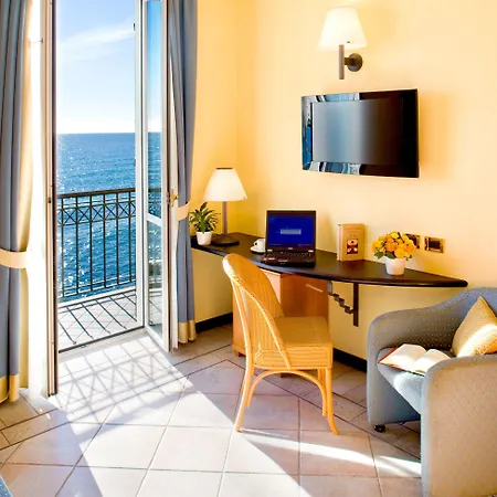 Otel Savoia 3*