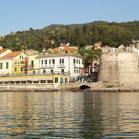 Hotel Savoia